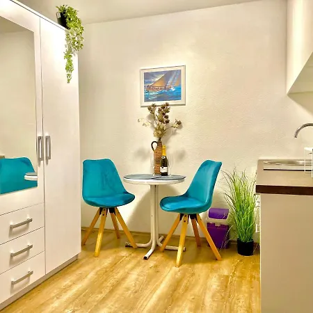 Appartamento Lovely Flower Small House For Two By The Sea *